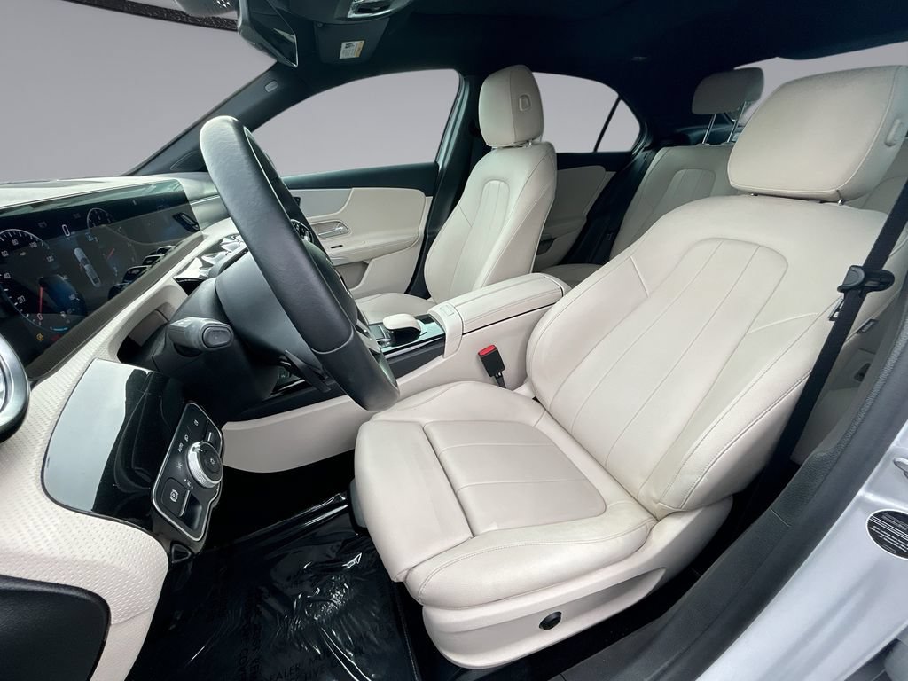 Used 2021 Mercedes-Benz A 220 image 27