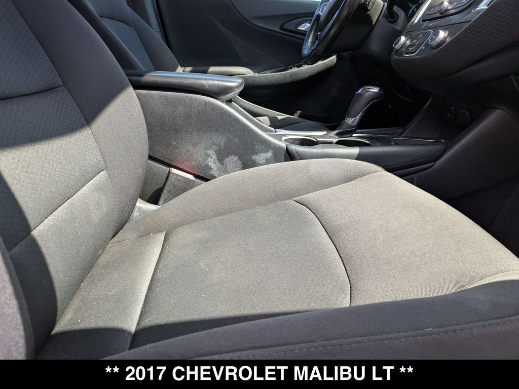 Used 2017 Chevrolet Malibu LT FWD image 26