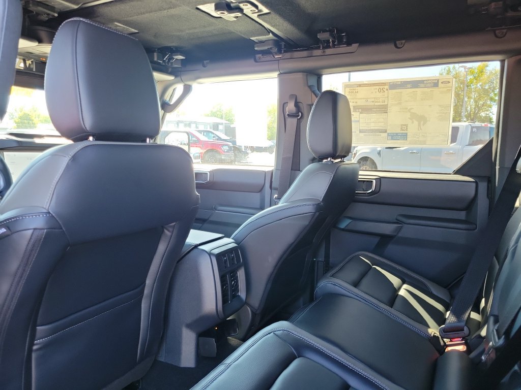New 2026 Ford Bronco Outer Banks AWD/4WD image 16