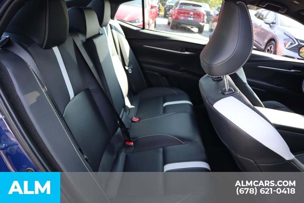 Used 2025 Toyota Camry SE image 21
