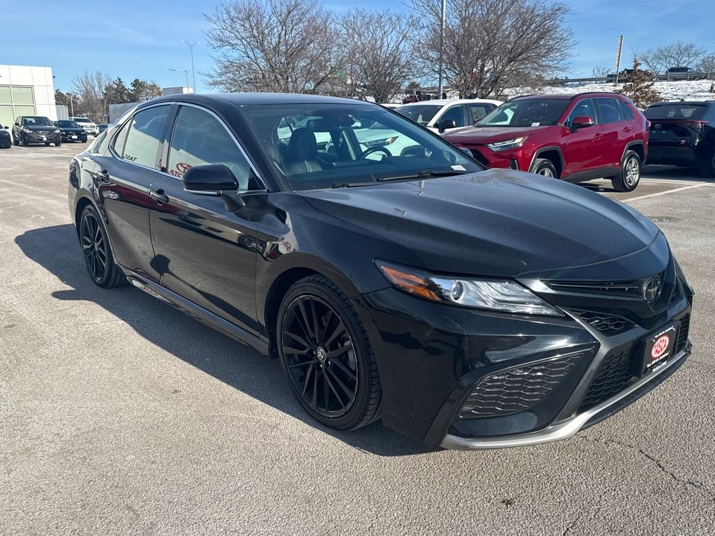 Used 2023 Toyota Camry XSE w/ Navigation Package image 9