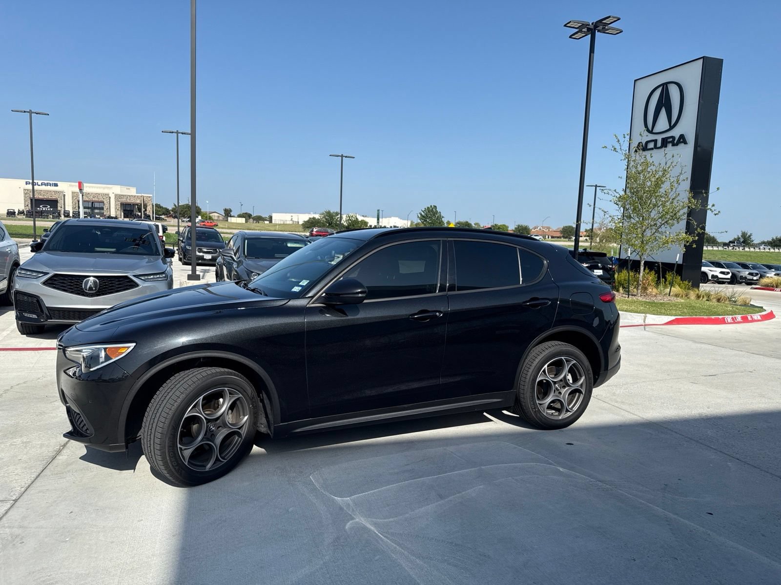 Used 2022 Alfa Romeo Stelvio Sprint AWD/4WD image 4