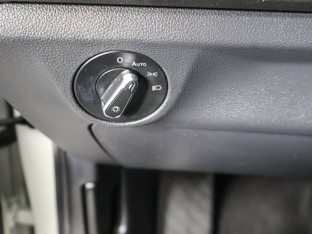 Used 2024 Volkswagen Jetta S image 32