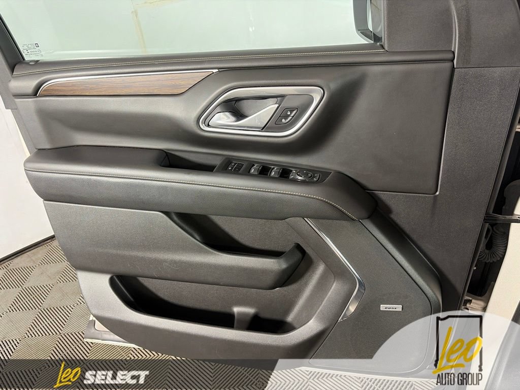 Used 2021 Chevrolet Tahoe Premier AWD/4WD image 24
