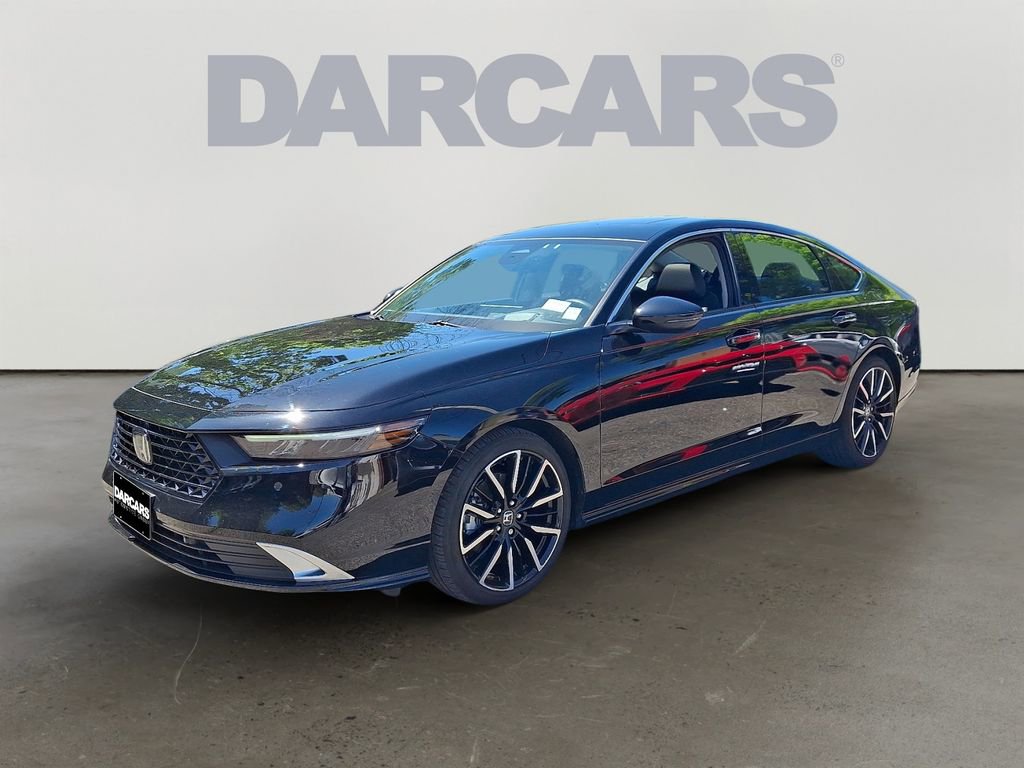 Used 2023 Honda Accord Touring image 3