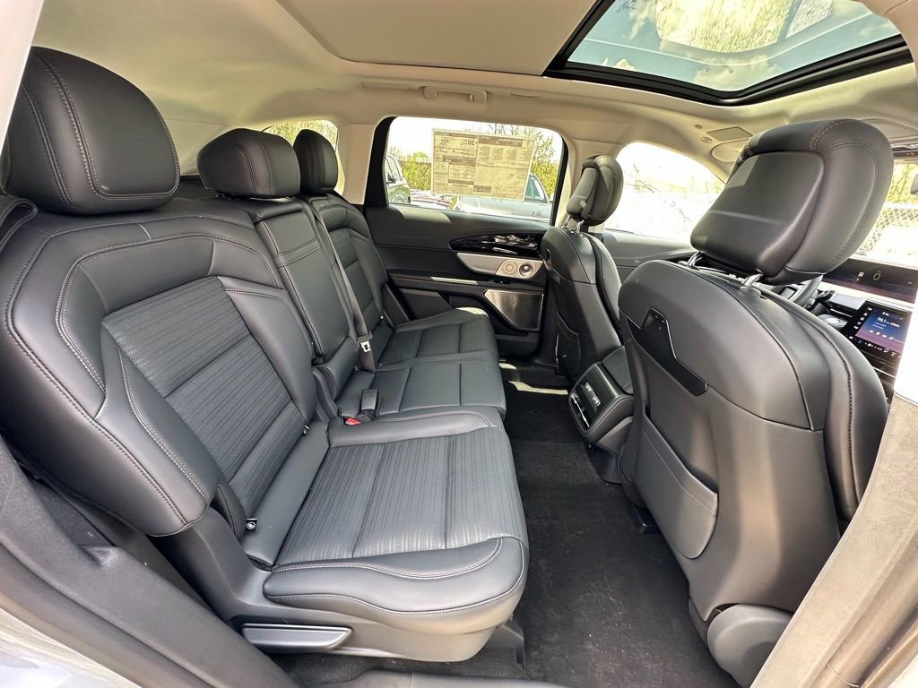 New 2026 Lincoln Nautilus Reserve AWD/4WD image 25