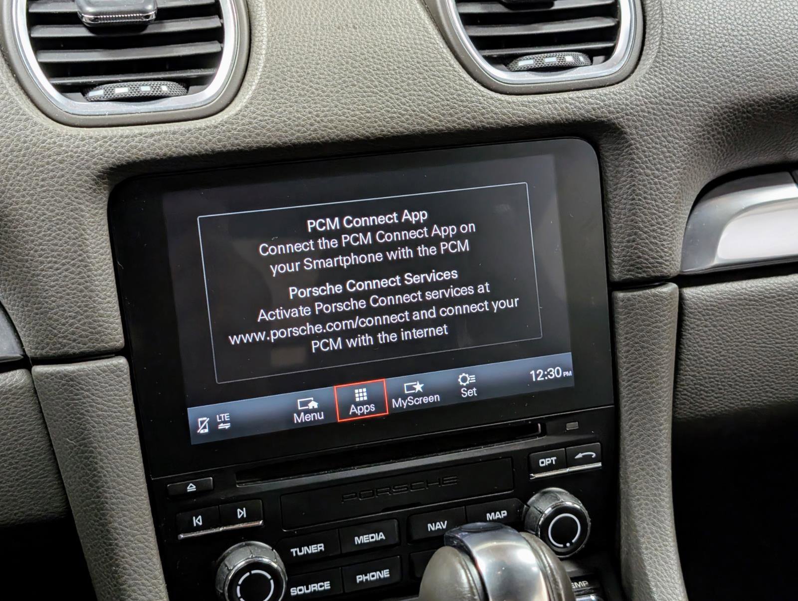 Used 2018 Porsche 718 Cayman S image 32