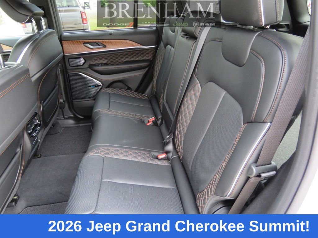 New 2026 Jeep Grand Cherokee Summit w/ Obsidian Package AWD/4WD image 13