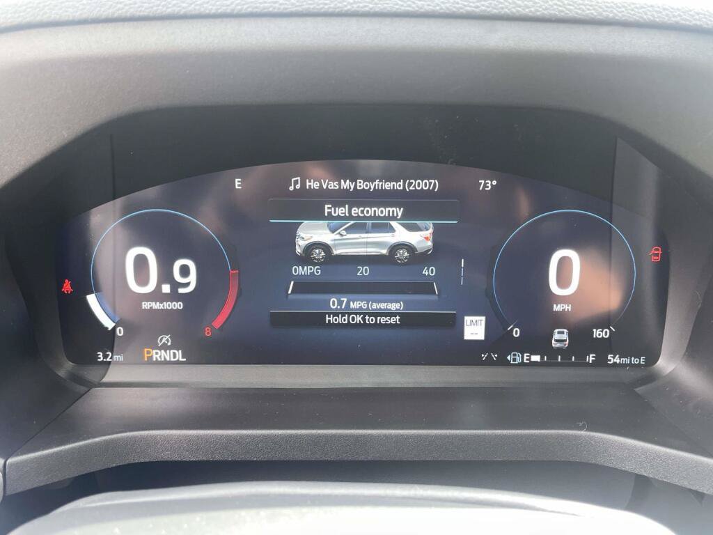 New 2026 Ford Explorer Active w/ Active Comfort Package AWD/4WD image 3