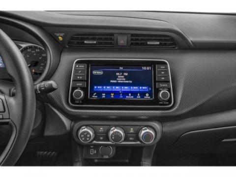 Used 2025 Nissan Kicks Play S image 13