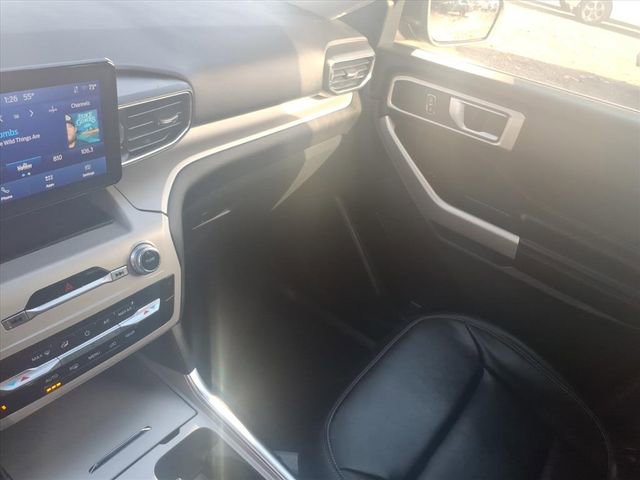 Certified 2023 Ford Explorer XLT w/ Equipment Group 202A image 24