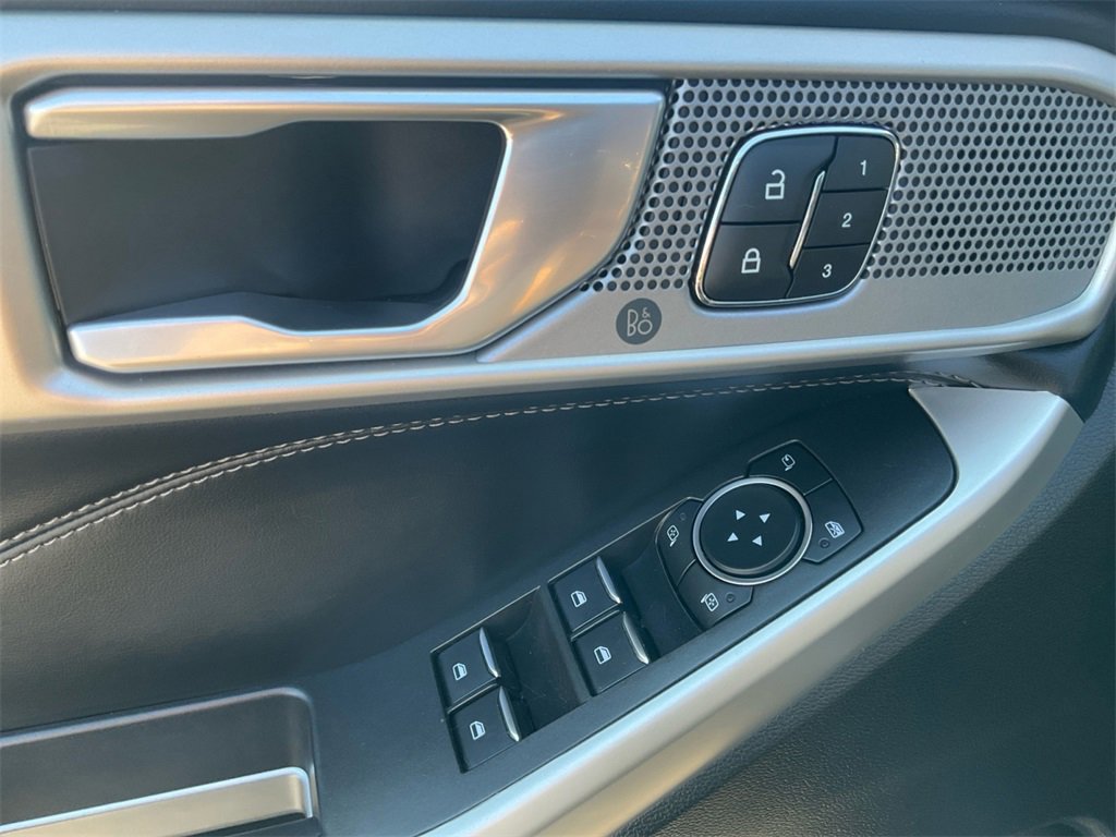 Used 2023 Ford Explorer Limited w/ Equipment Group 301A image 29