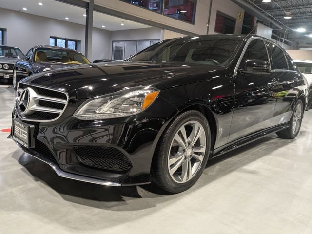 Used 2014 Mercedes-Benz E 250 BlueTEC 4MATIC Sedan image 3