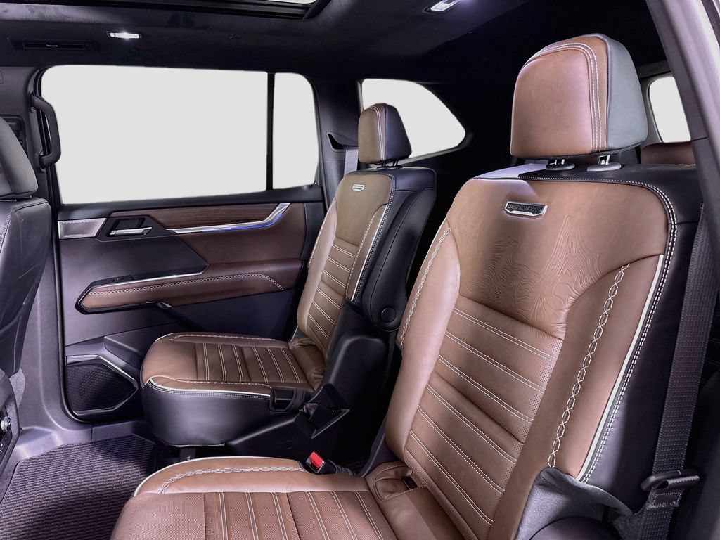 New 2026 GMC Acadia Denali Ultimate AWD/4WD image 25