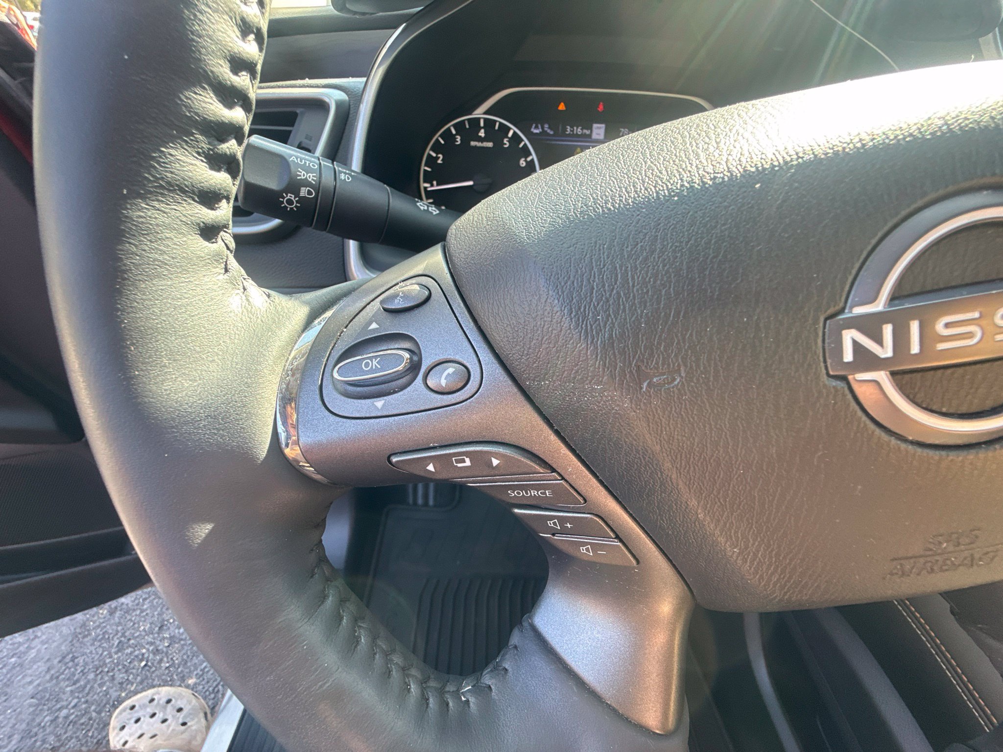 Used 2024 Nissan Murano Platinum w/ Cargo Package AWD/4WD image 23