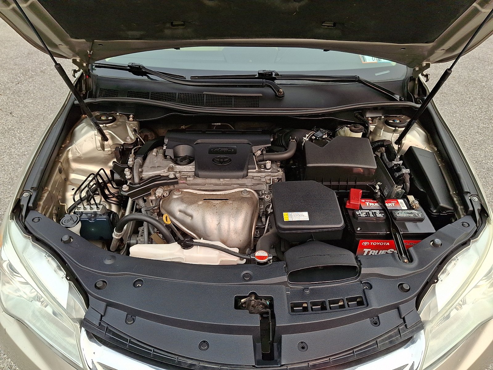 Used 2016 Toyota Camry LE FWD image 27