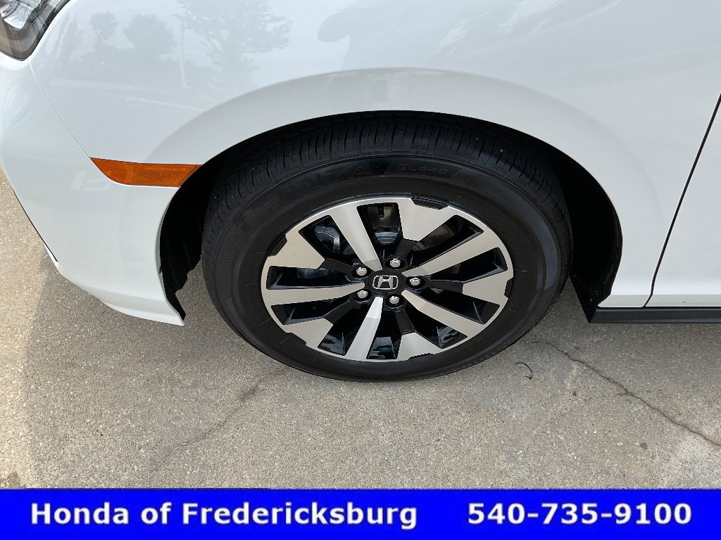 Certified 2026 Honda Odyssey EX-L image 9