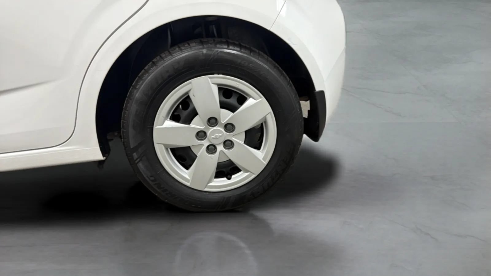 Used 2014 Chevrolet Sonic LS FWD image 24