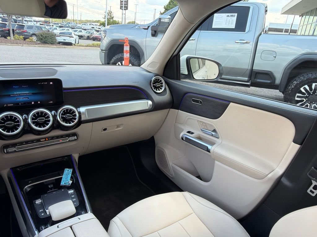 Used 2022 Mercedes-Benz GLB 250 4MATIC image 28