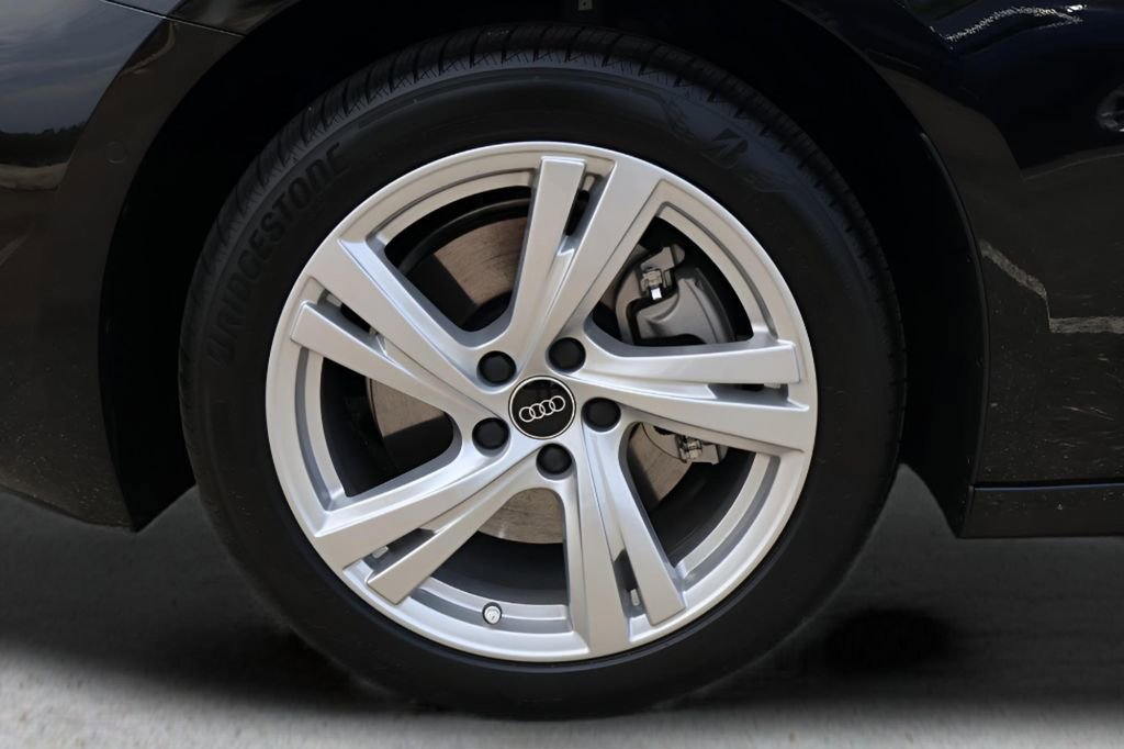 New 2025 Audi A5 2.0T Premium w/ Convenience Package image 9