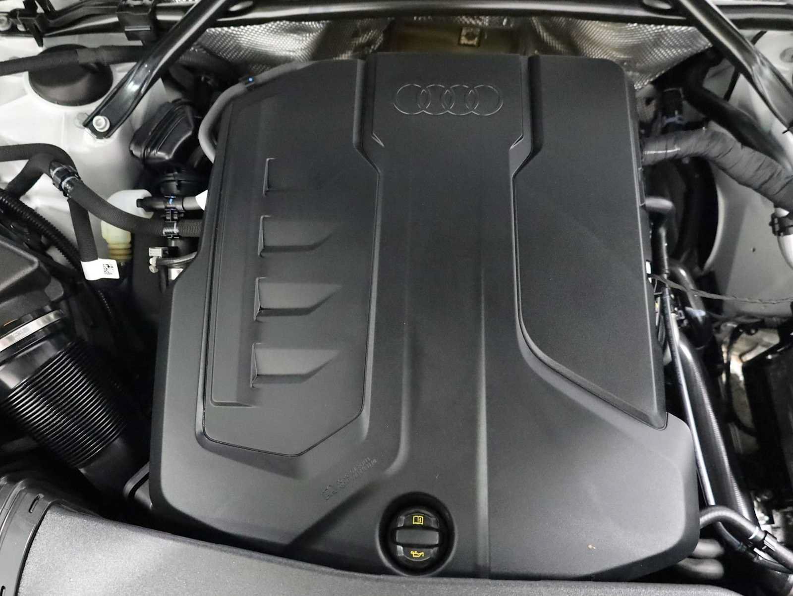 Certified 2025 Audi Q5 Premium AWD/4WD image 40