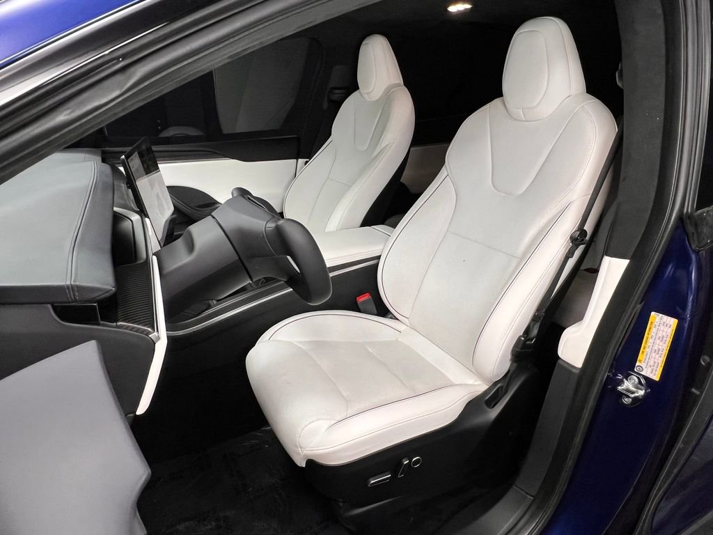 Used 2023 Tesla Model X Plaid AWD/4WD image 3