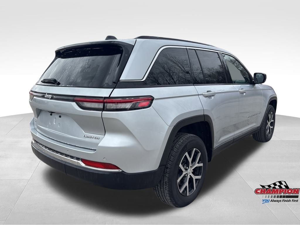 Used 2024 Jeep Grand Cherokee Limited image 6