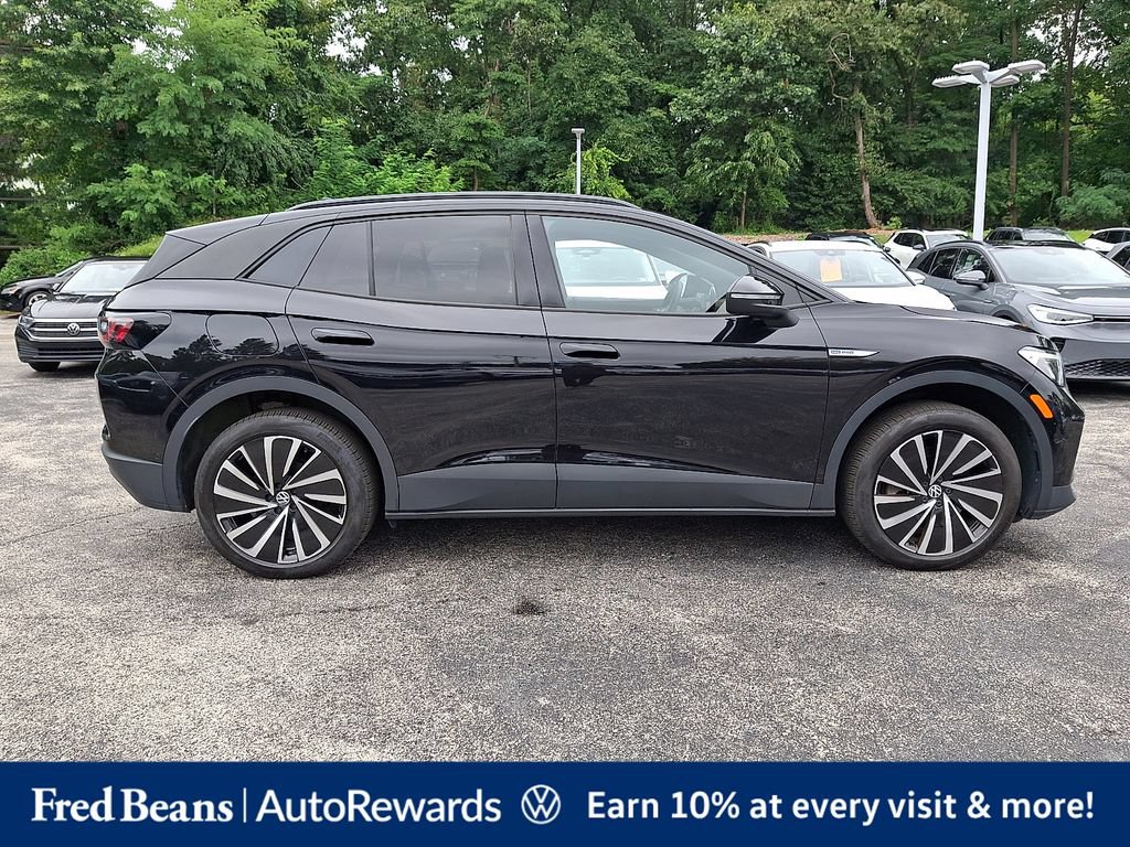 Used 2024 Volkswagen ID.4 Pro AWD/4WD image 9