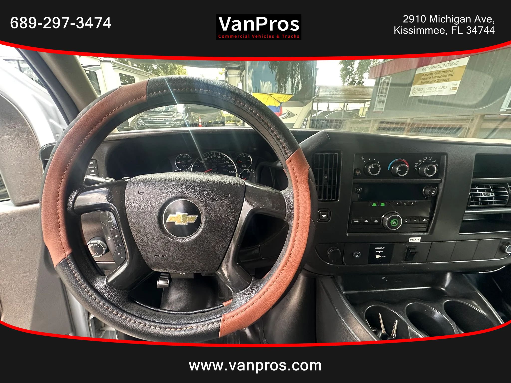 Used 2014 Chevrolet Express 2500 RWD image 10