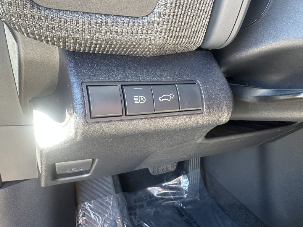 Used 2024 Toyota bZ4X XLE w/ Weather Package image 33