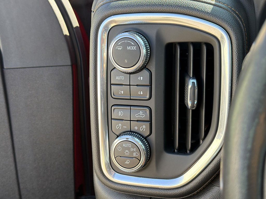 Used 2021 GMC Sierra 2500 AT4 AWD/4WD image 16