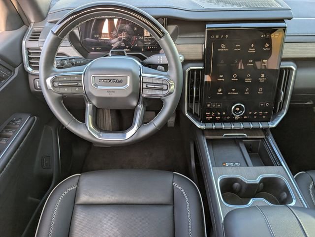 Used 2025 GMC Acadia Denali w/ Super Cruise Package image 10