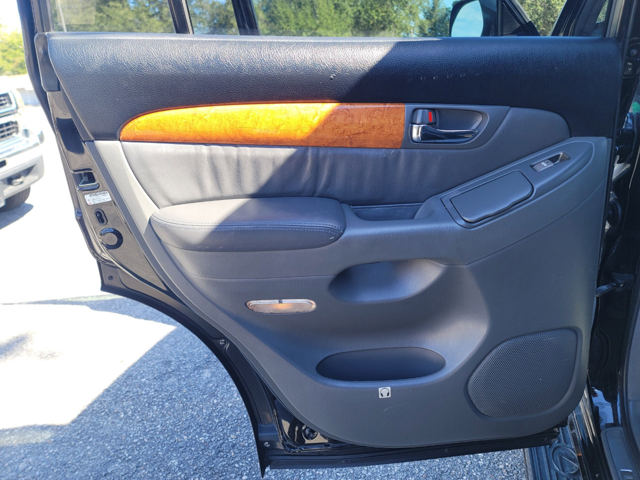 Used 2003 Lexus GX 470 image 14