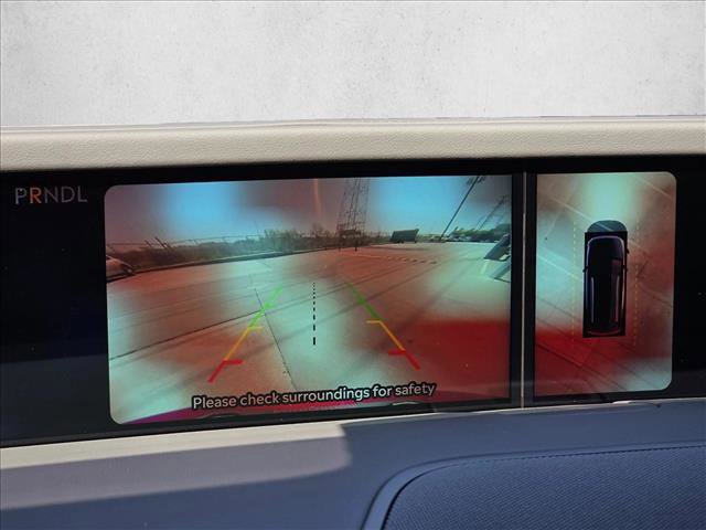 Used 2025 Lincoln Nautilus Reserve image 21