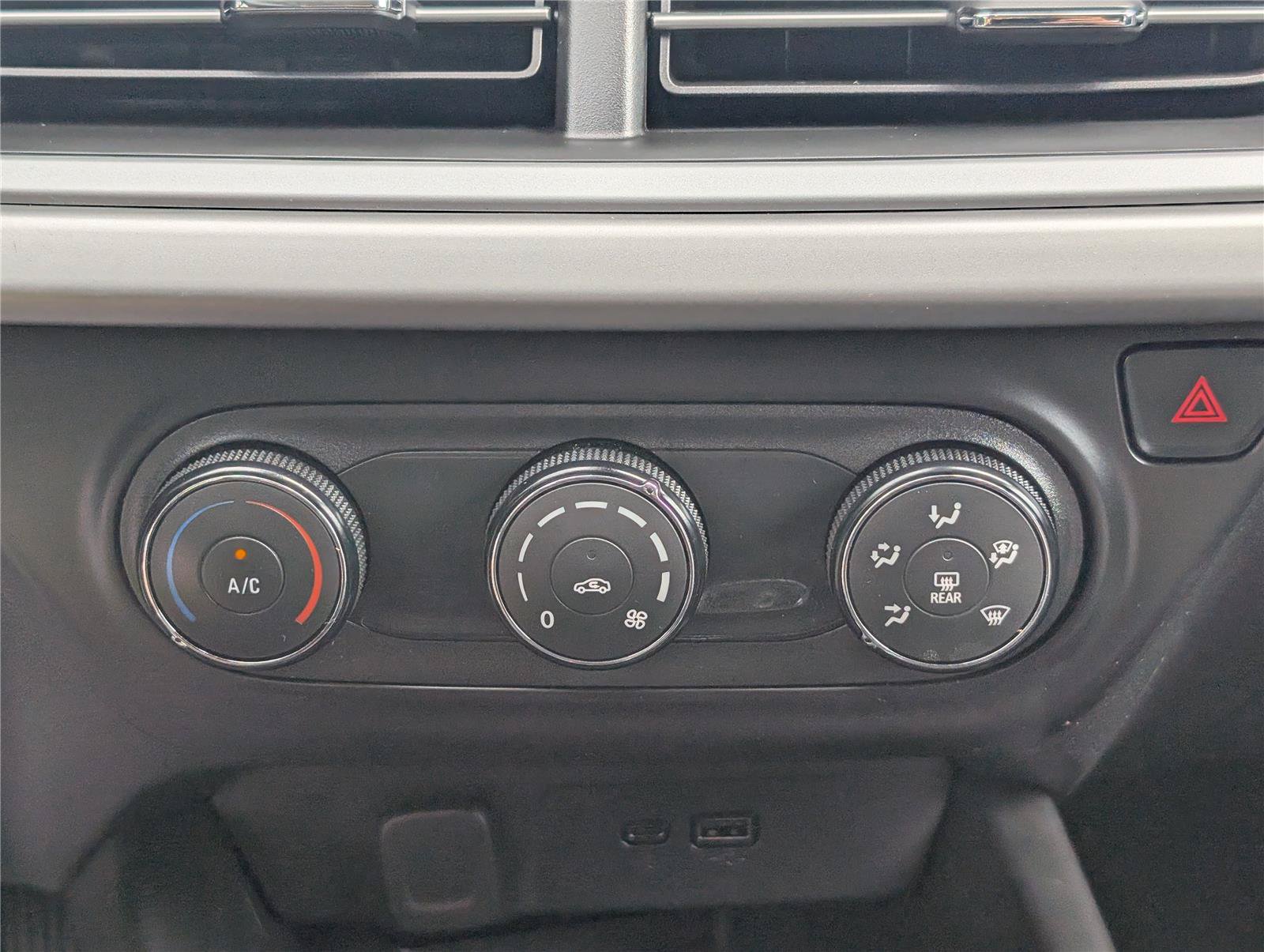 Used 2024 Chevrolet Trax LS FWD image 22