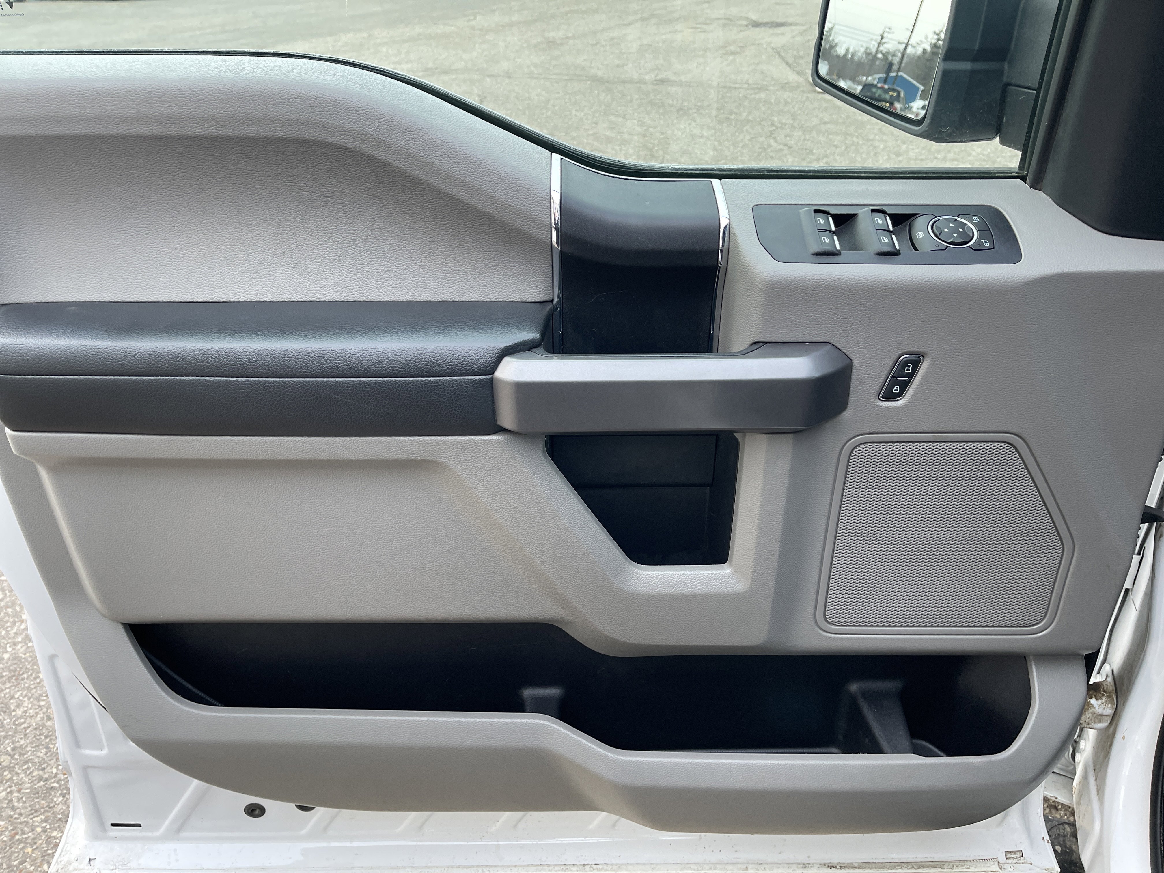 Used 2020 Ford F150 XLT w/ Equipment Group 301A Mid image 12