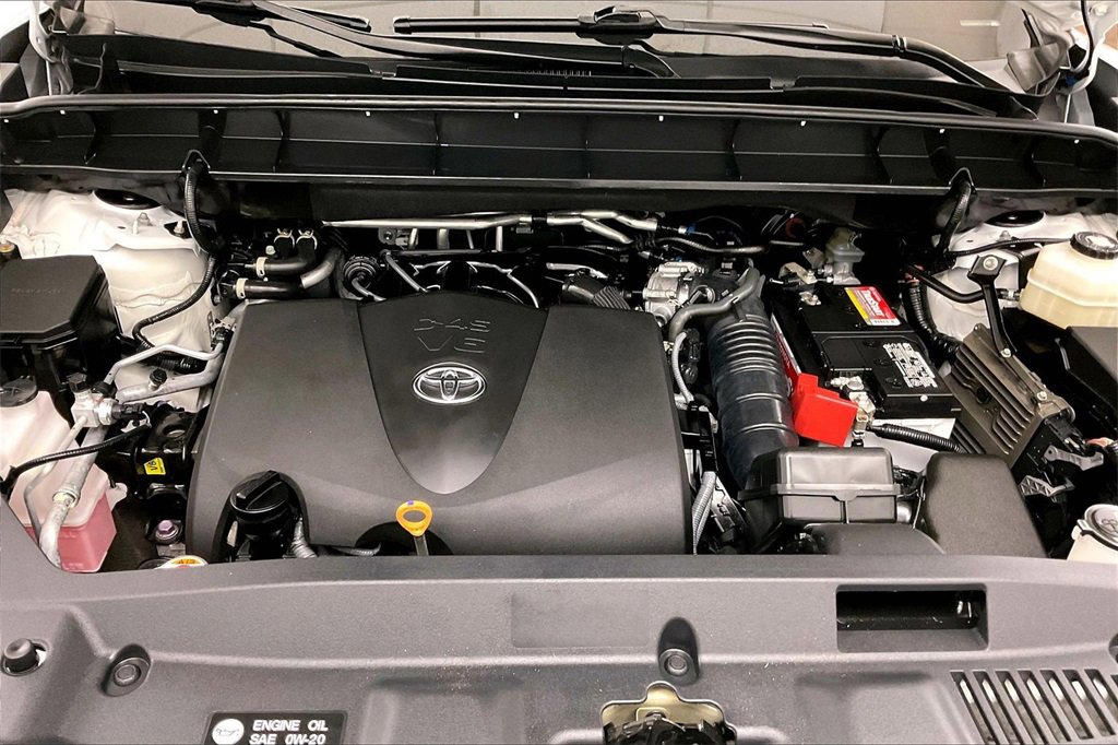 Used 2022 Toyota Highlander XSE image 25