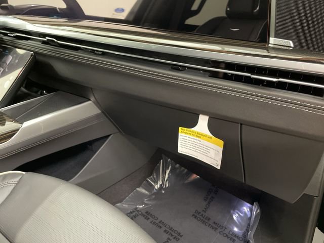 New 2025 Cadillac Escalade Premium Luxury w/ Touring Package image 27