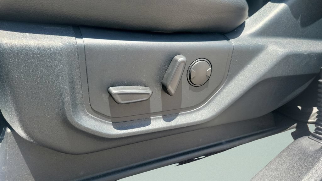 Used 2020 Ford F150 Lariat AWD/4WD image 16