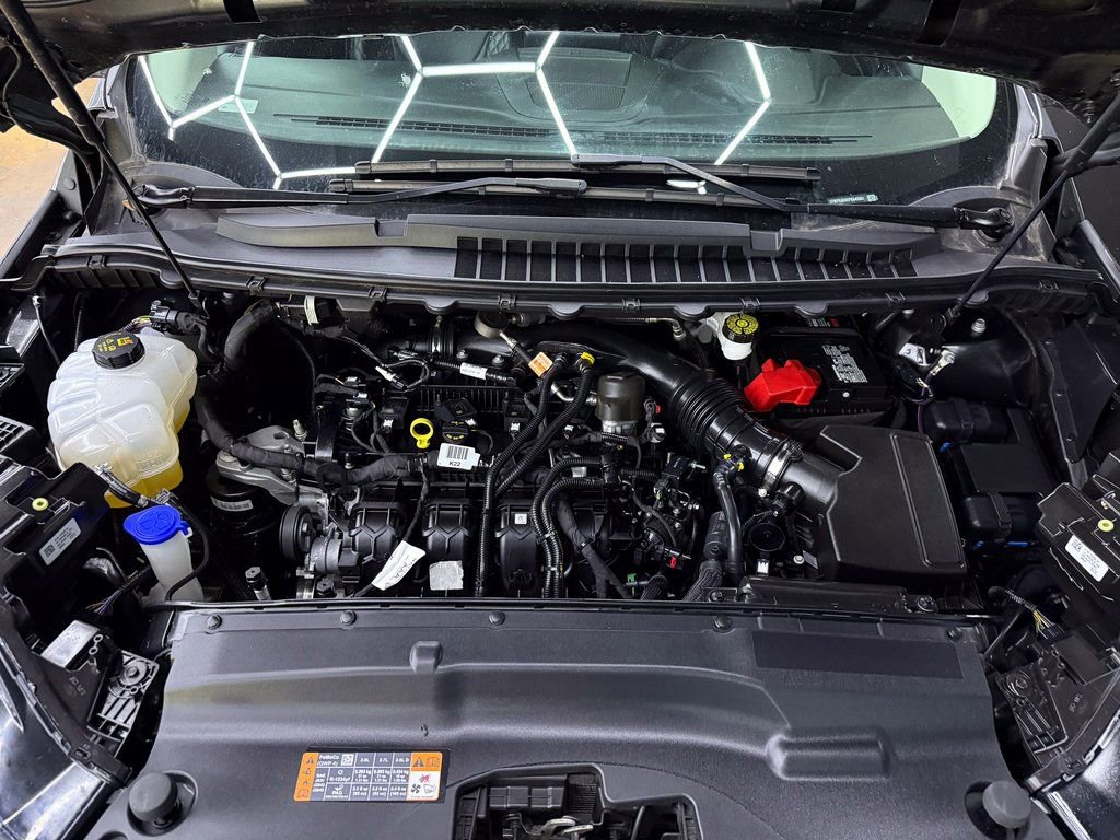 Used 2023 Ford Edge Titanium image 27