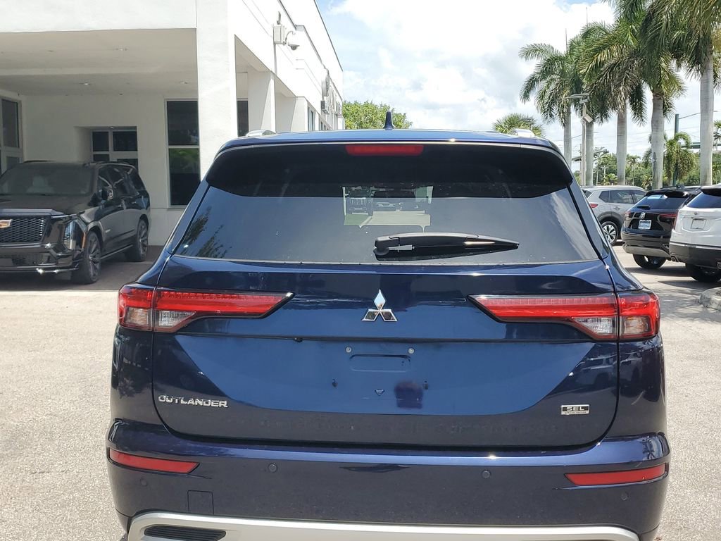 Used 2022 Mitsubishi Outlander SEL AWD/4WD image 5