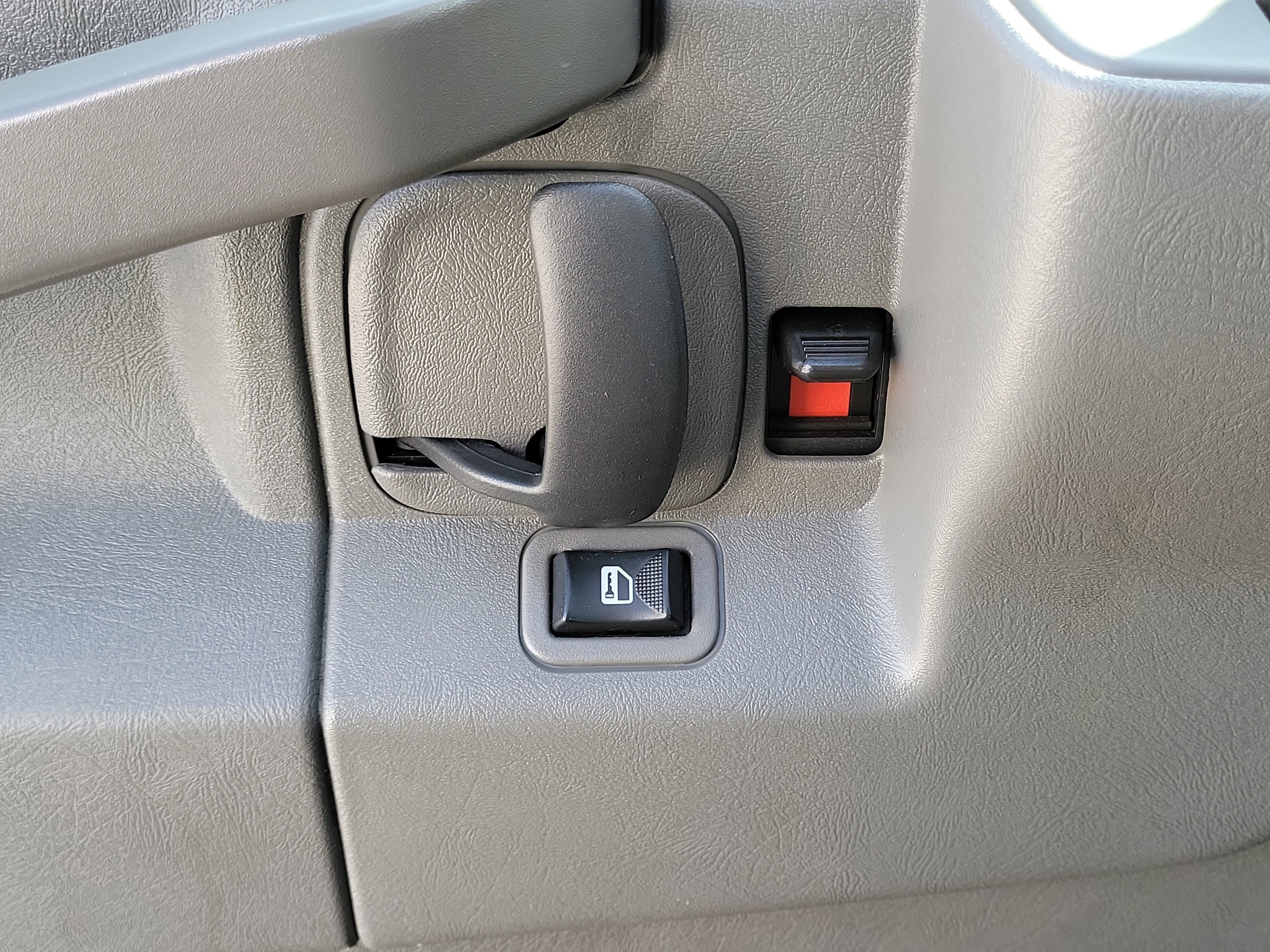 Used 2021 Chevrolet Express 2500 Extended w/ Driver Convenience Package image 33