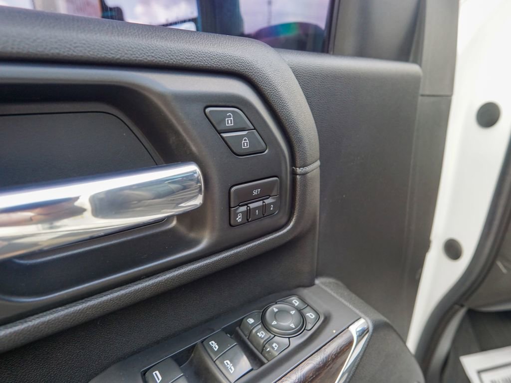 Used 2020 GMC Sierra 3500 Denali w/ Denali Ultimate Package AWD/4WD image 20