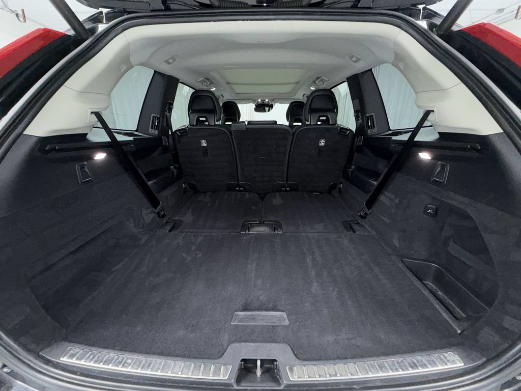 Used 2020 Volvo XC90 T6 Momentum AWD/4WD image 10