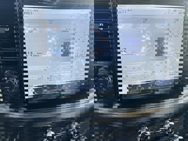 Certified 2023 Ford F150 Platinum w/ Equipment Group 701A High image 13