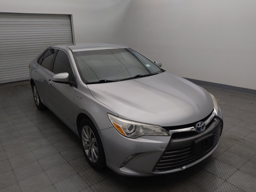 Used 2017 Toyota Camry XLE FWD image 13