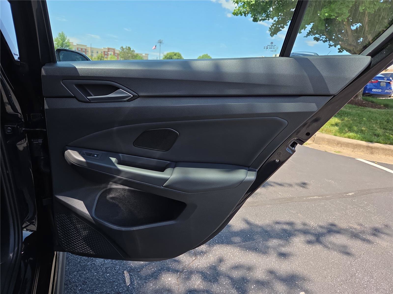 Certified 2025 Volkswagen GTI SE FWD image 30