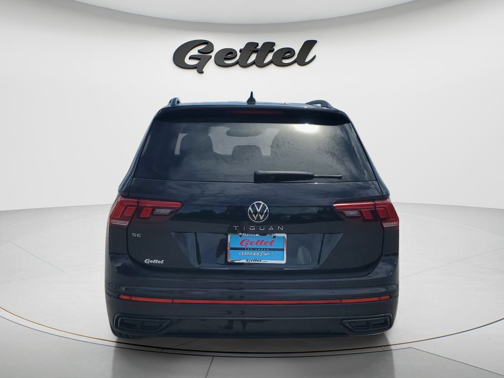 Used 2024 Volkswagen Tiguan SE R-Line FWD image 6