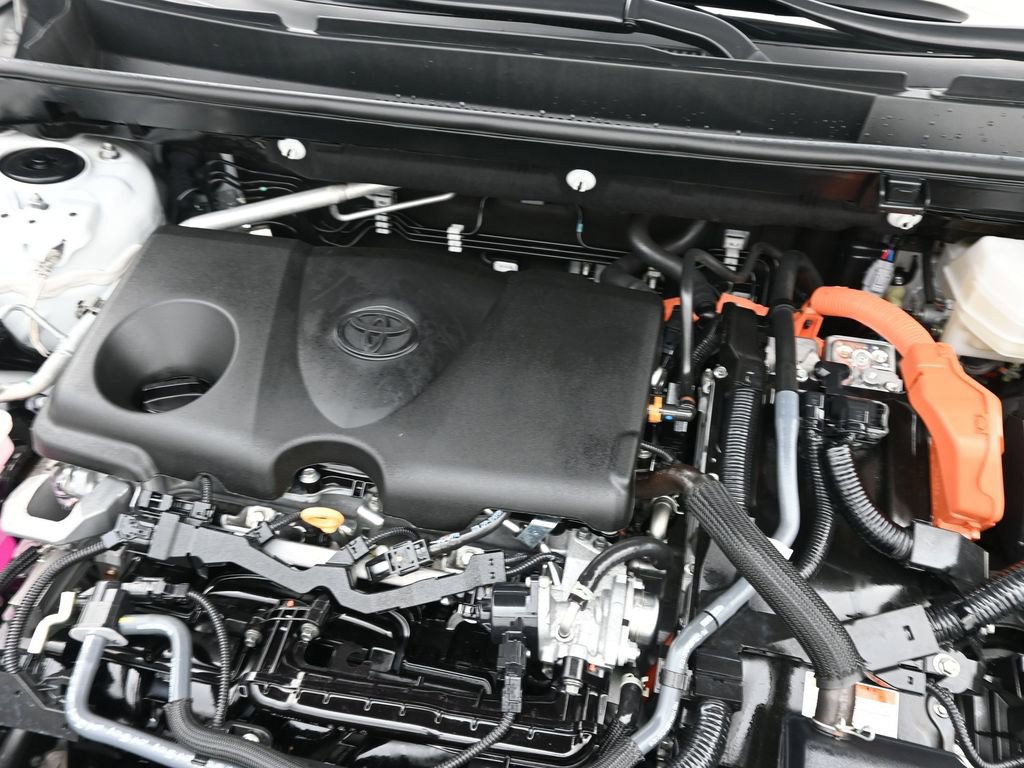 Used 2024 Toyota RAV4 LE image 30