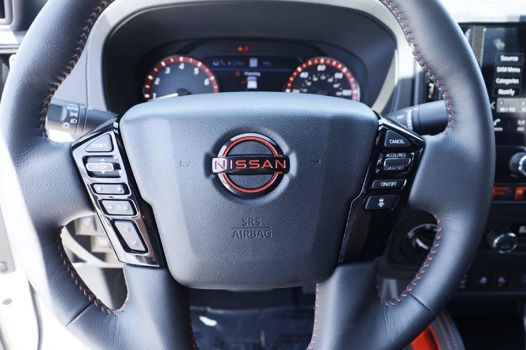 Used 2025 Nissan Frontier PRO-4X w/ Pro Premium Package AWD/4WD image 6
